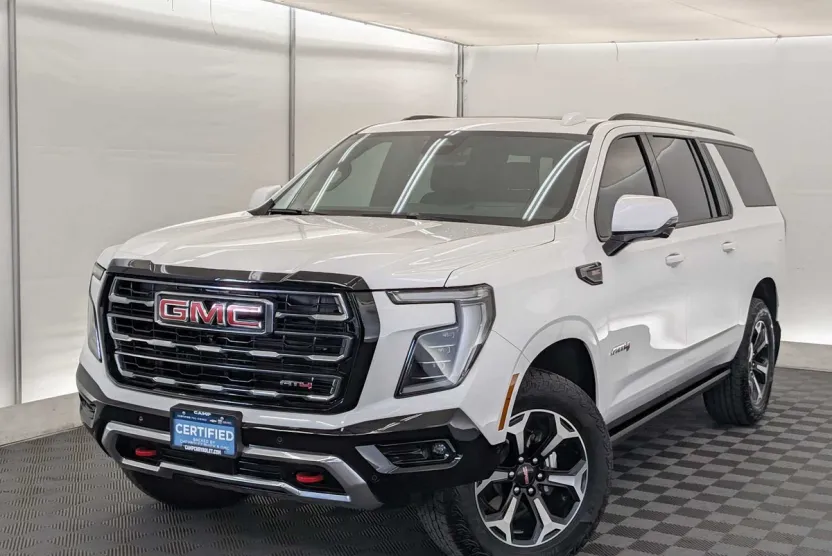 2025 Gmc Yukon XL AT4 photo 1