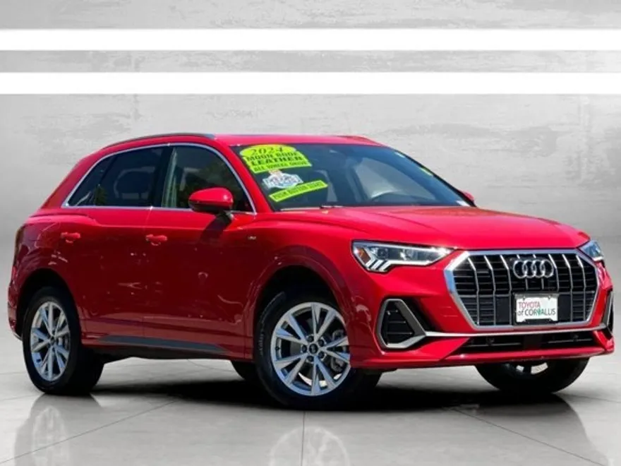 2024 Audi Q3 S line Premium photo 1
