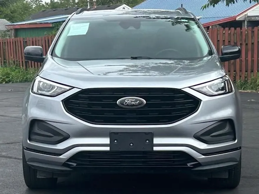 2023 Ford Edge SE photo 18
