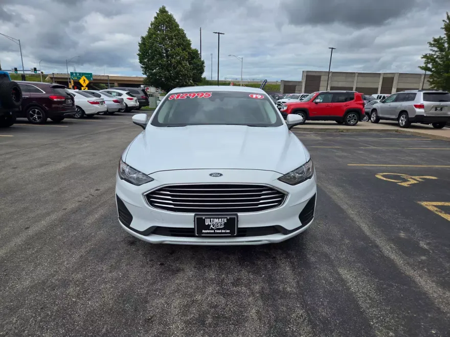 2019 Ford Fusion Hybrid SE photo 1