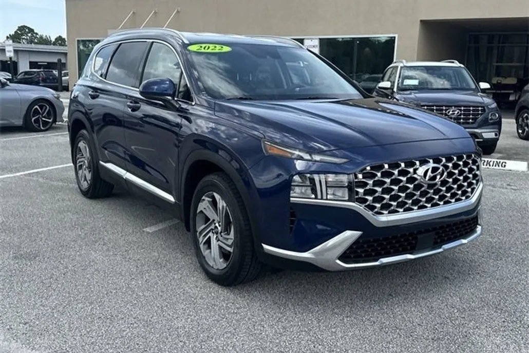 2022 Hyundai Santa Fe SEL photo 1