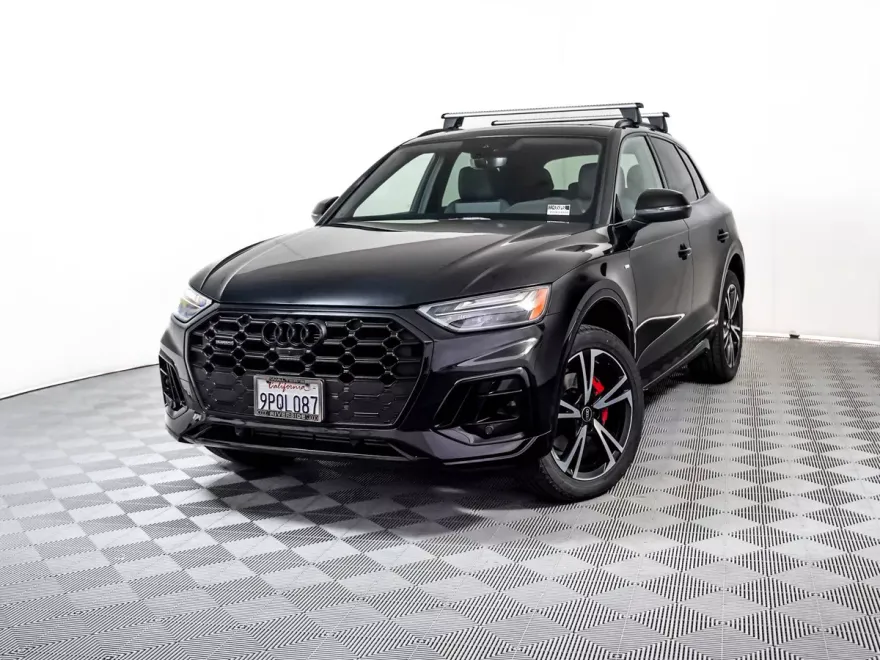 2025 Audi Q5 S line Premium Plus photo 1
