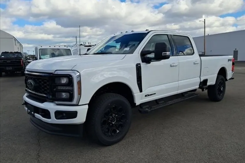 2025 Ford F-350 XLT photo 1