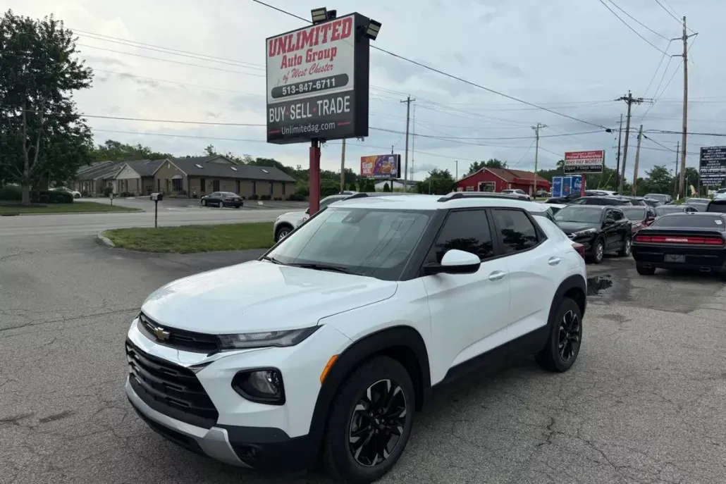 2021 Chevrolet Trailblazer LT photo 1