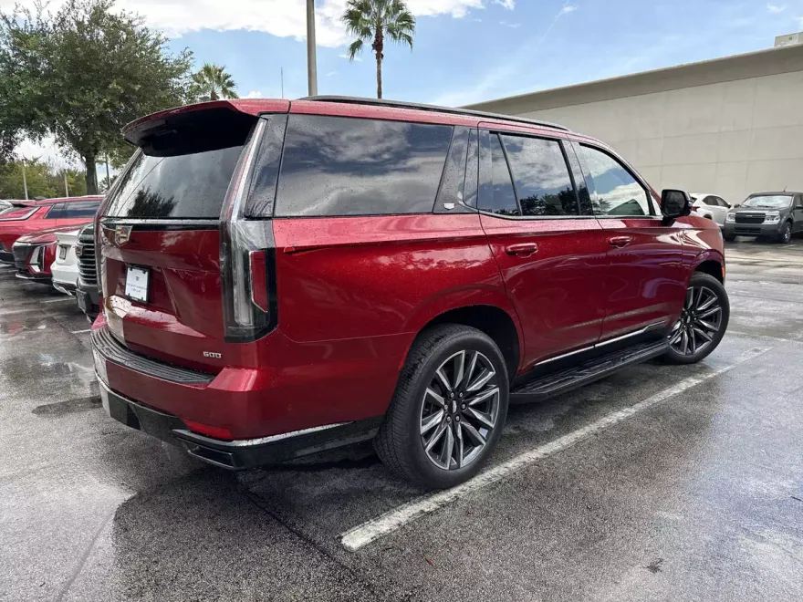 2024 Cadillac Escalade Sport Platinum photo 1