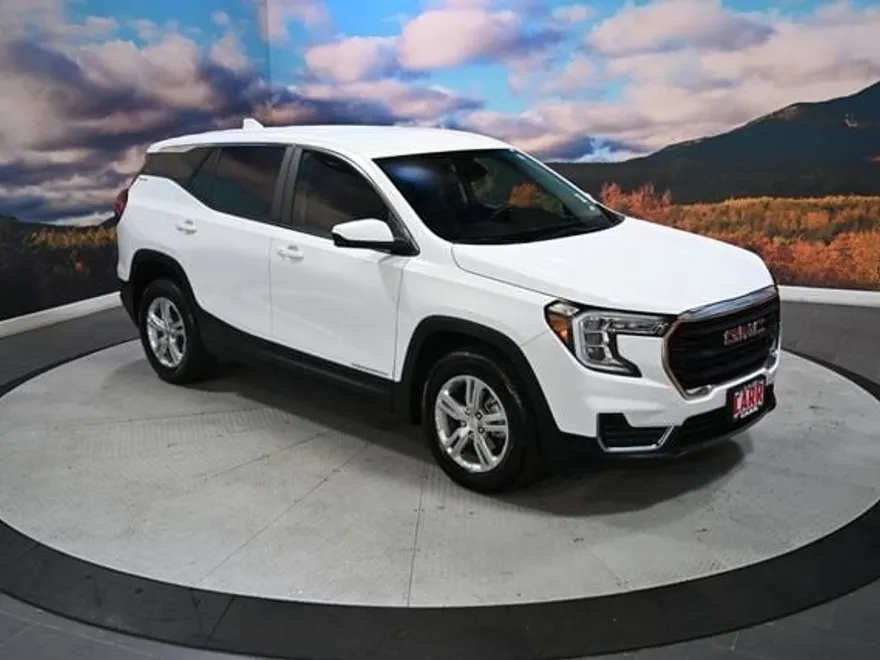 2024 Gmc Terrain SLE photo 1