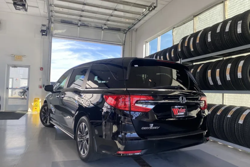 2022 Honda Odyssey EX-L photo 1