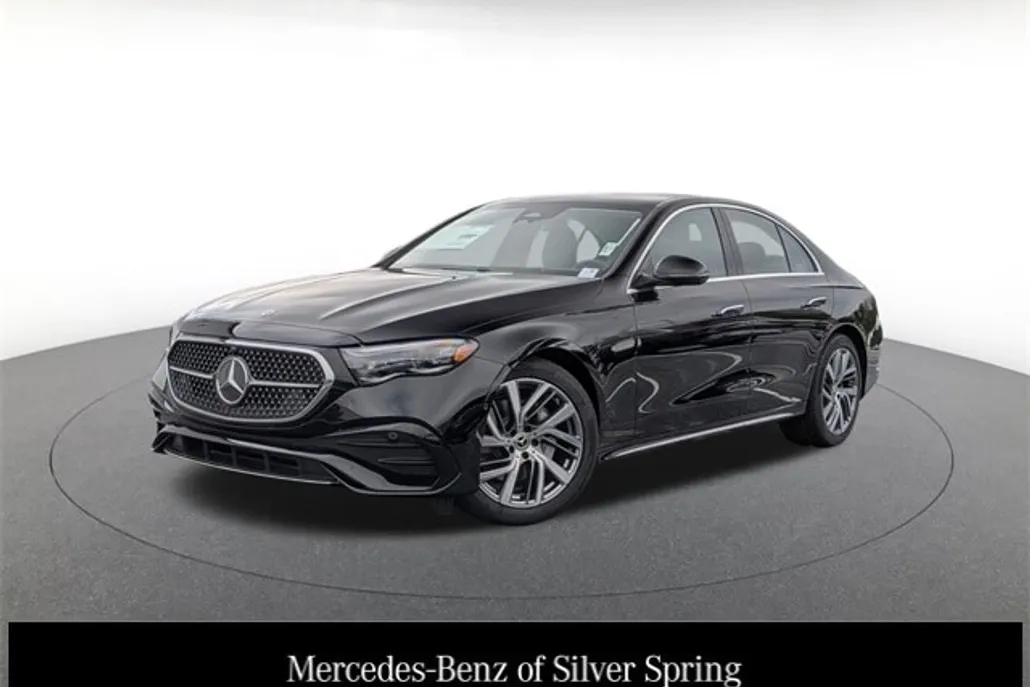 2026 Mercedes Benz E 4MATIC Sedan photo 1