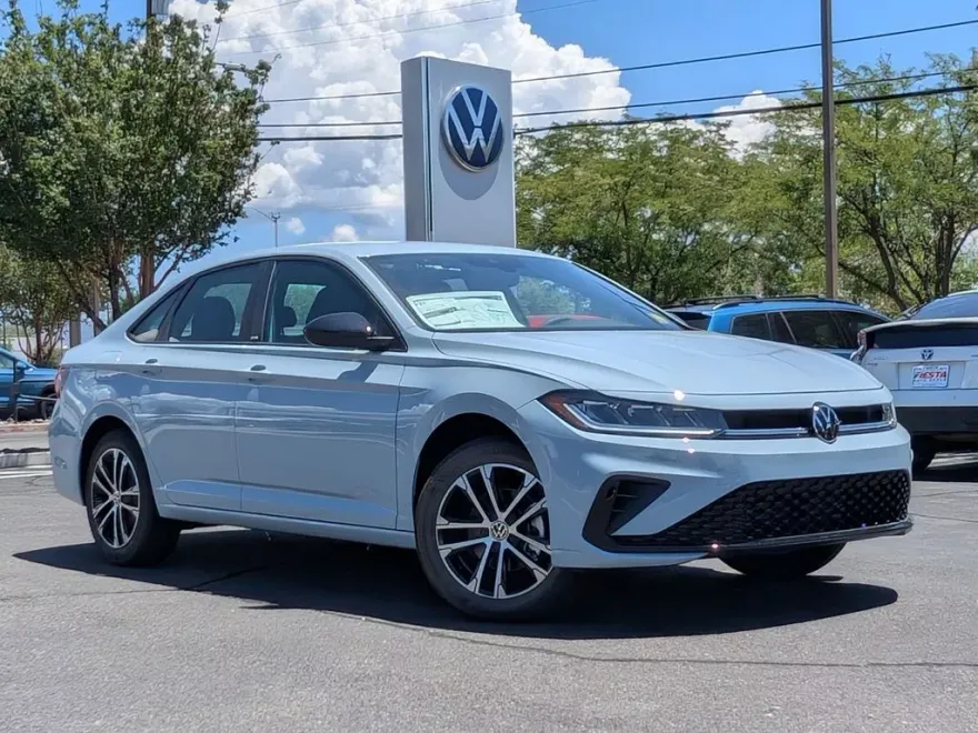 2025 Volkswagen Jetta 1.5T Sport photo 1