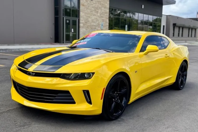 2018 Chevrolet Camaro LS Coupe photo 1