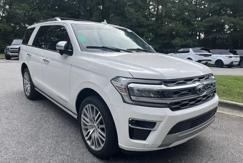 2023 Ford Expedition Platinum photo 1