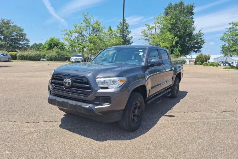 2019 Toyota Tacoma SR photo 1