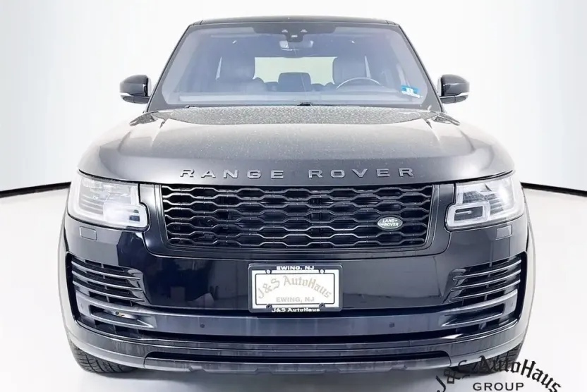 2018 Land Rover Range Rover SuperCharged photo 1