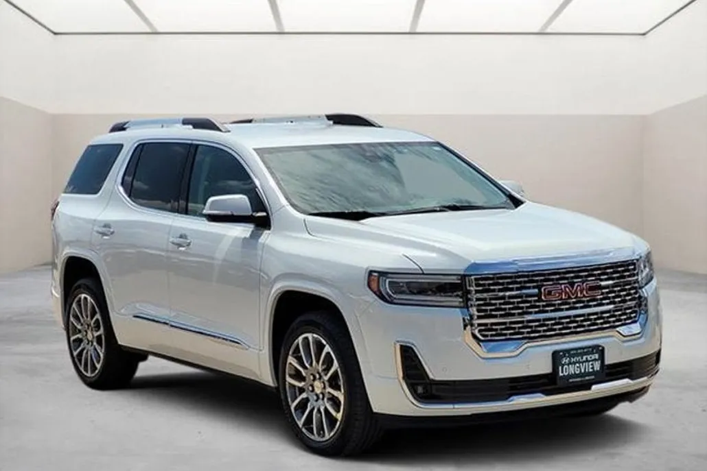 2023 Gmc Acadia Denali photo 1
