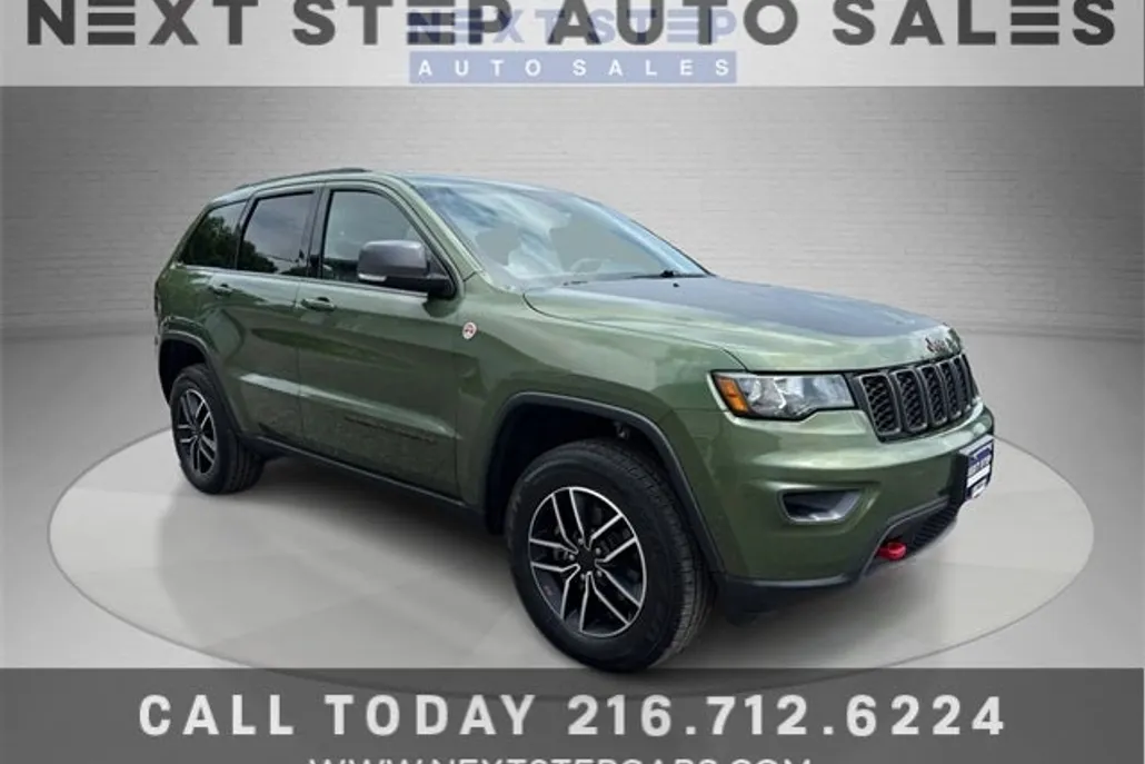 2020 Jeep Grand Cherokee Trailhawk photo 1