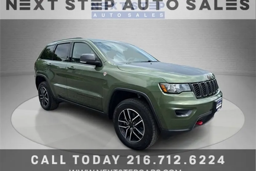 2020 Jeep Grand Cherokee Trailhawk photo 1