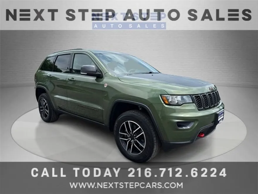 2020 Jeep Grand Cherokee Trailhawk photo 1