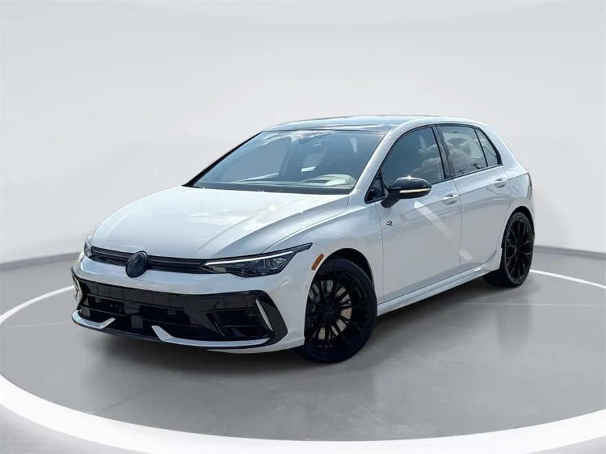 2025 Volkswagen Golf R photo 1