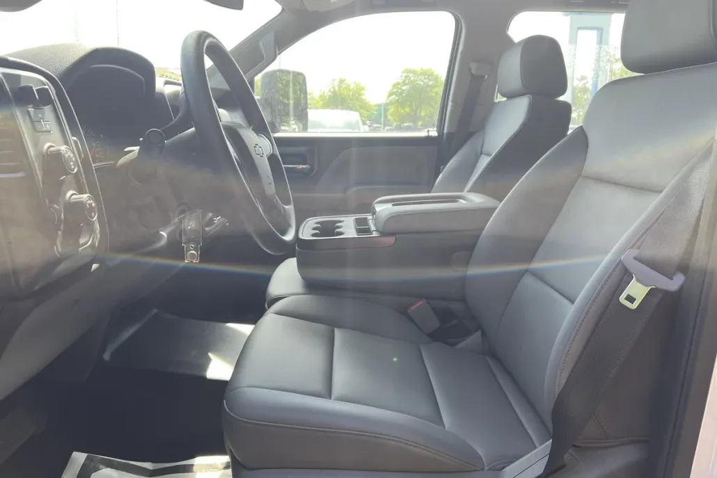 2024 Chevrolet Silverado 5500HD Work Truck photo 1