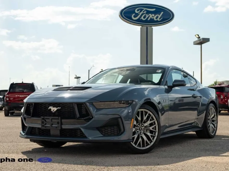 2025 Ford Mustang GT Premium photo 1