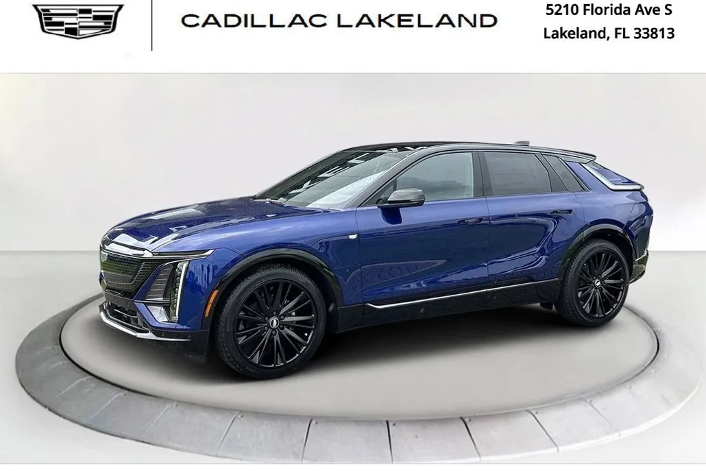 2025 Cadillac Lyriq Sport photo 1