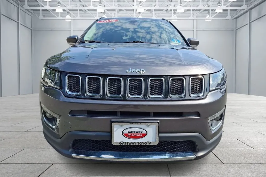 2020 Jeep Compass Limited photo 1