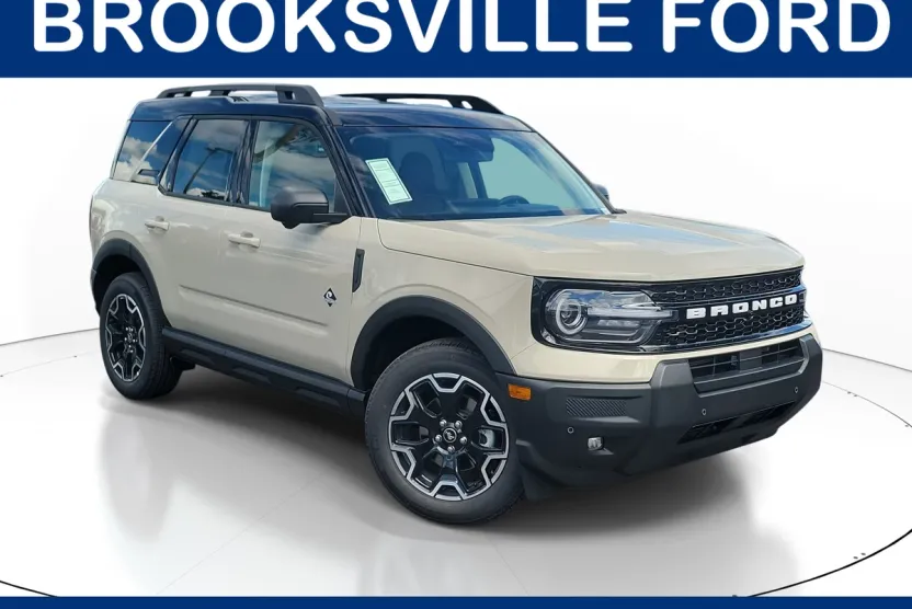2025 Ford Bronco Sport Outer Banks photo 1