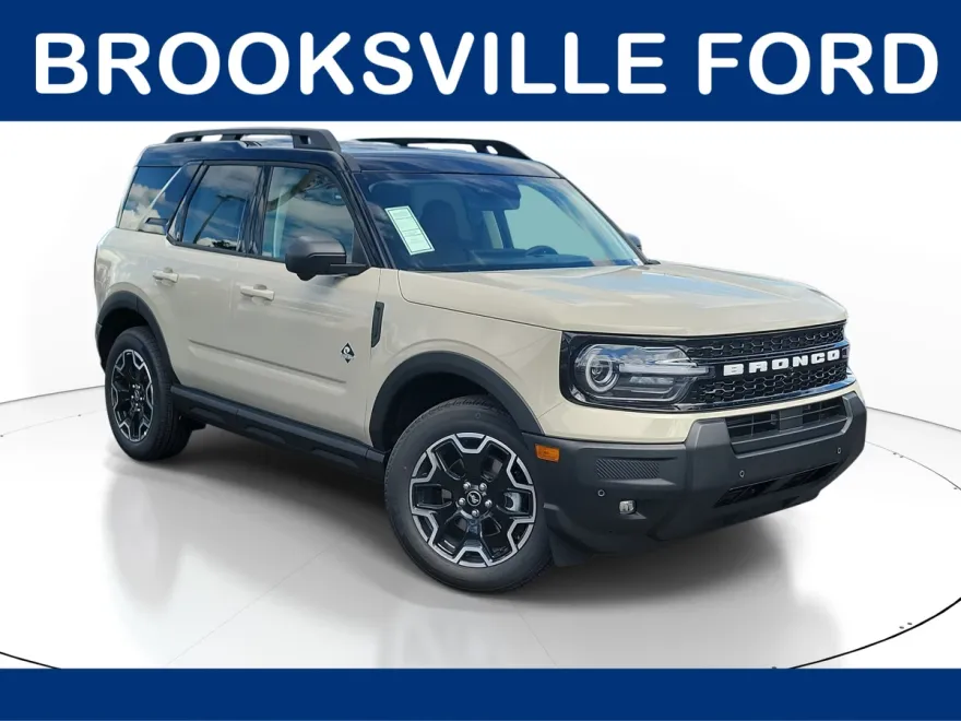 2025 Ford Bronco Sport Outer Banks photo 1