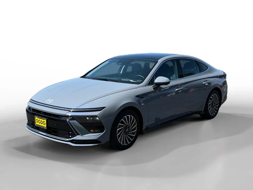 2025 Hyundai Sonata Hybrid Limited photo 1