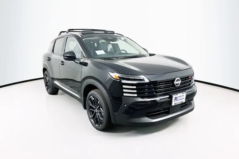 2026 Nissan Kicks SR photo 1