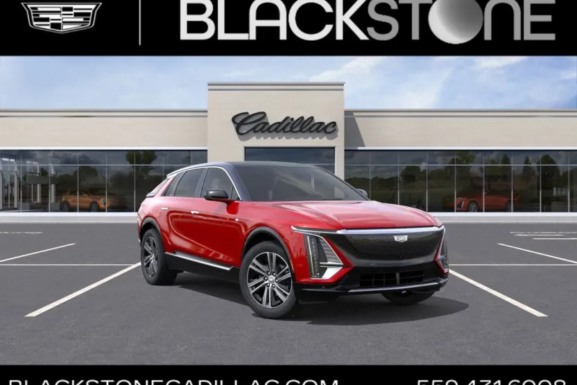 2025 Cadillac Lyriq Luxury photo 1
