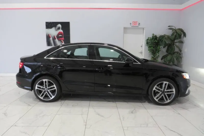 2019 Audi A3 Premium 40 TFSI photo 1