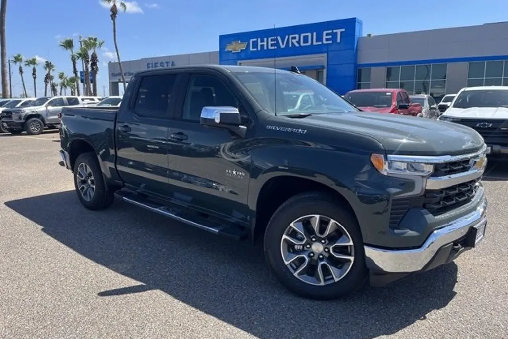 2026 Chevrolet Silverado 1500 LT photo 1