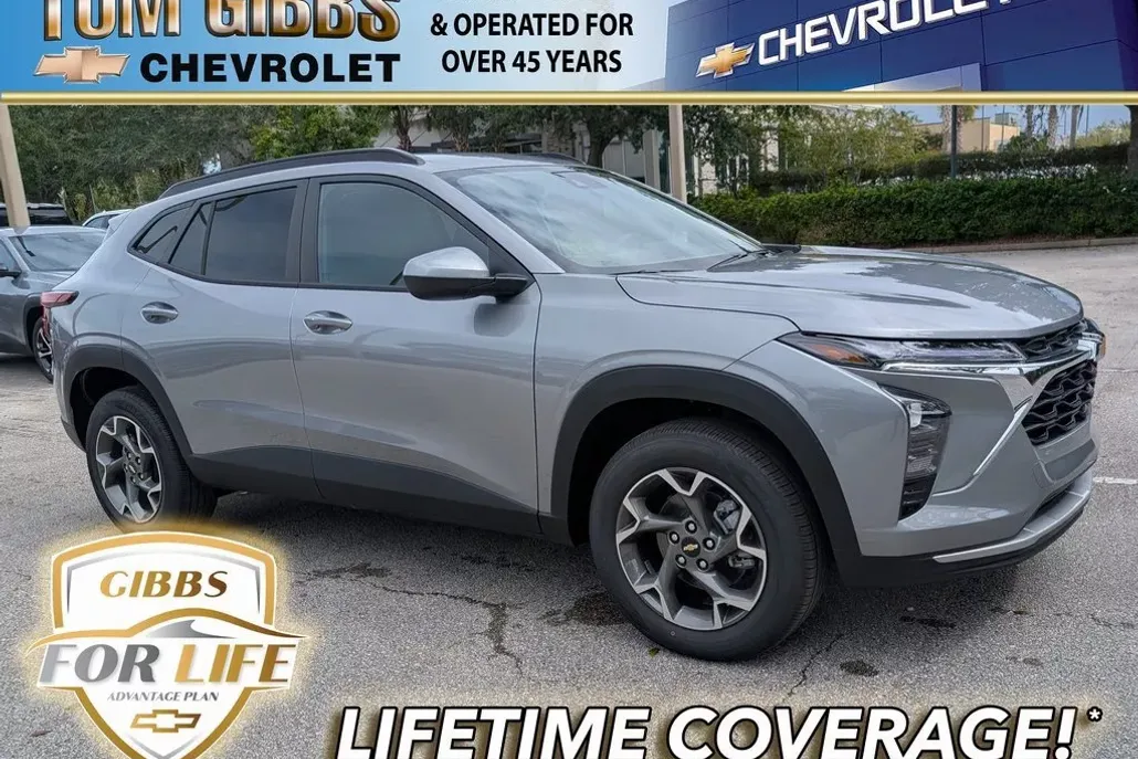 2026 Chevrolet Trax LT photo 1