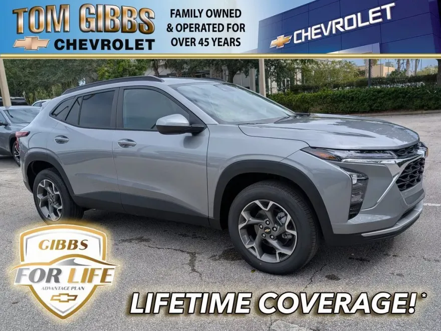 2026 Chevrolet Trax LT photo 1