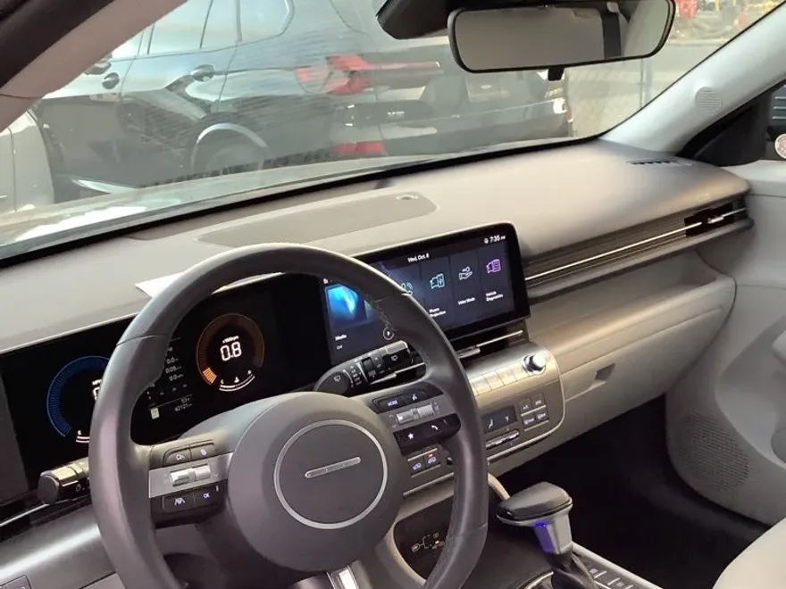 2024 Hyundai Kona SEL photo 1