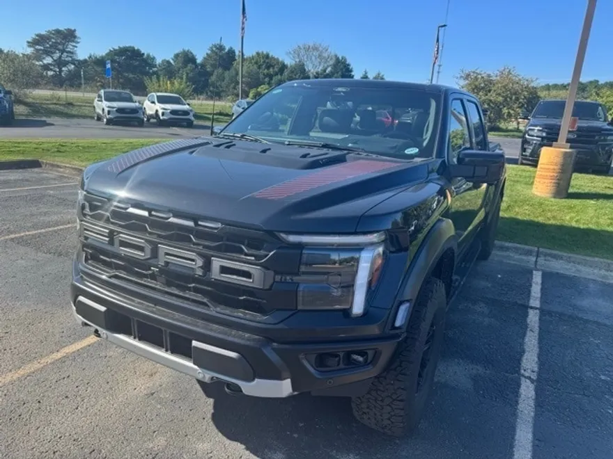 2025 Ford F-150 Raptor photo 1