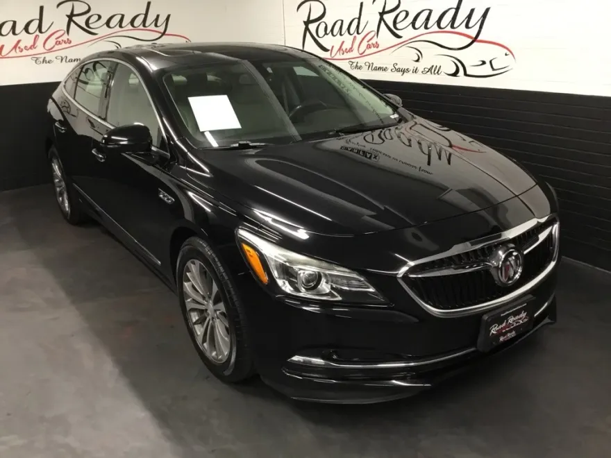 2019 Buick LaCrosse Essence photo 1