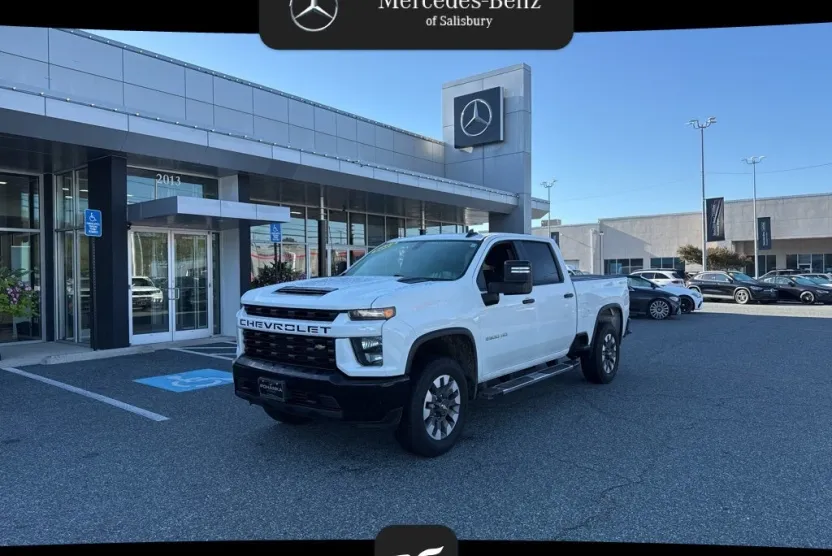 2022 Chevrolet Silverado 2500HD Custom photo 1
