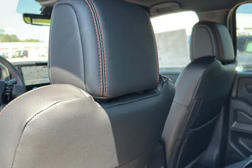 2026 Nissan Frontier Crew Cab PRO-X photo 2