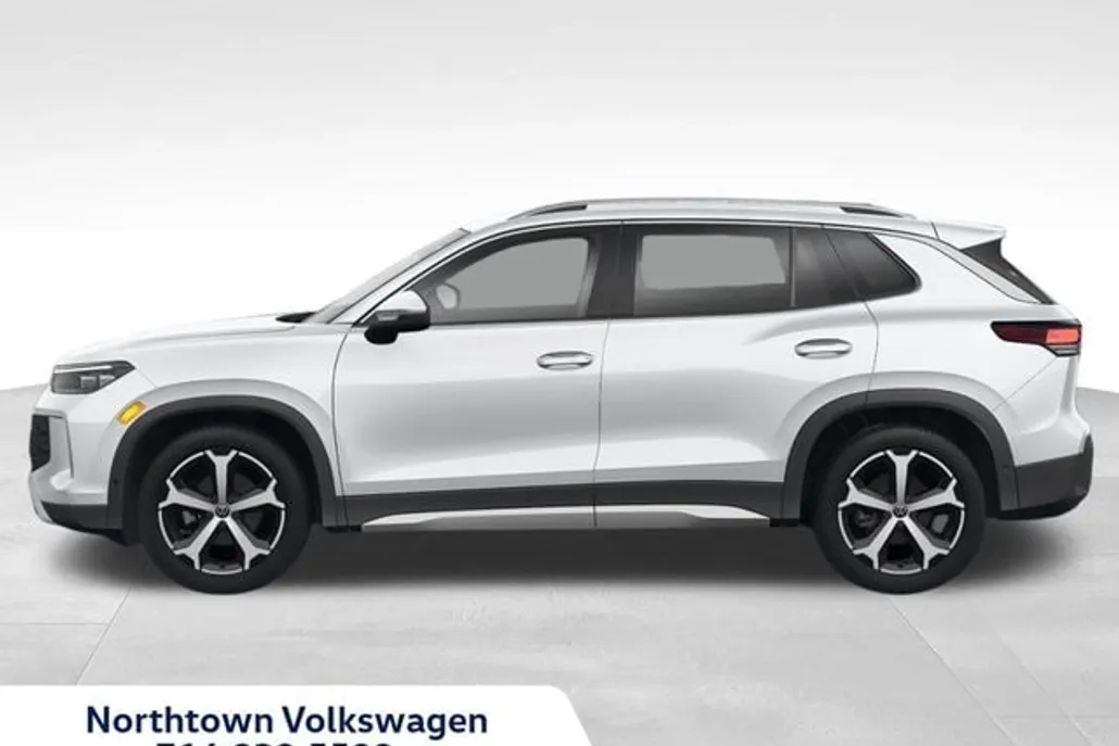 2025 Volkswagen Tiguan SE photo 1