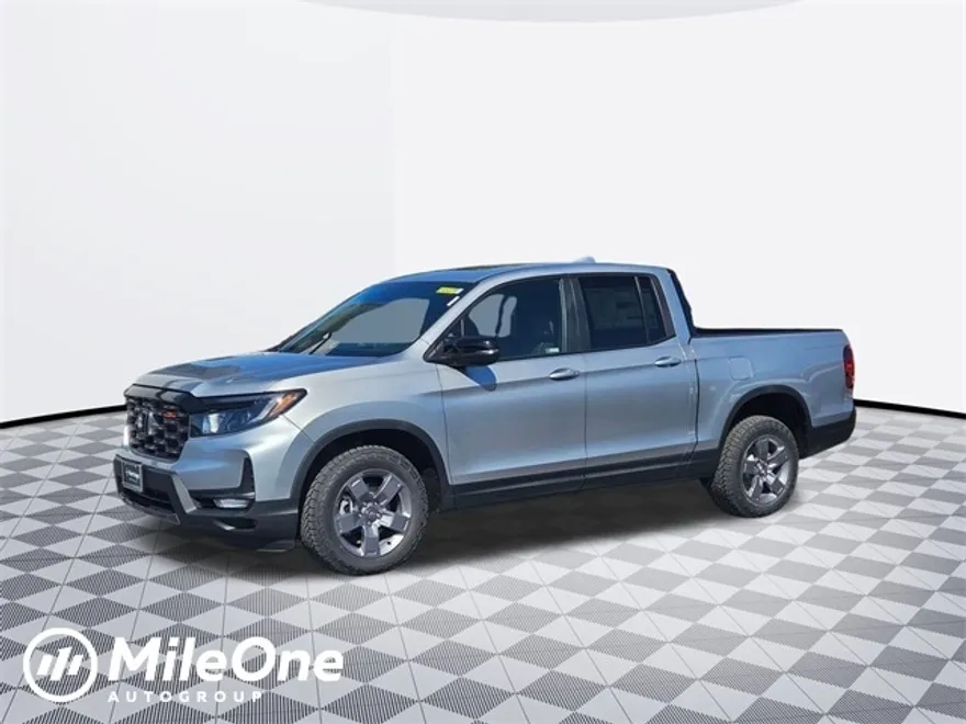 2025 Honda Ridgeline TrailSport photo 1