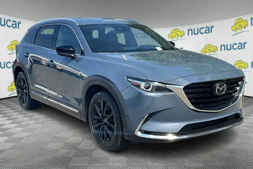 2023 Mazda CX-9 Touring photo 1