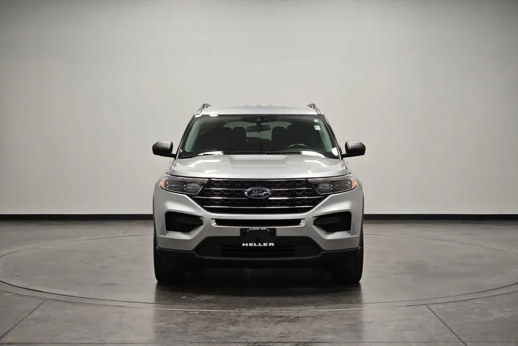 2022 Ford Explorer XLT photo 1