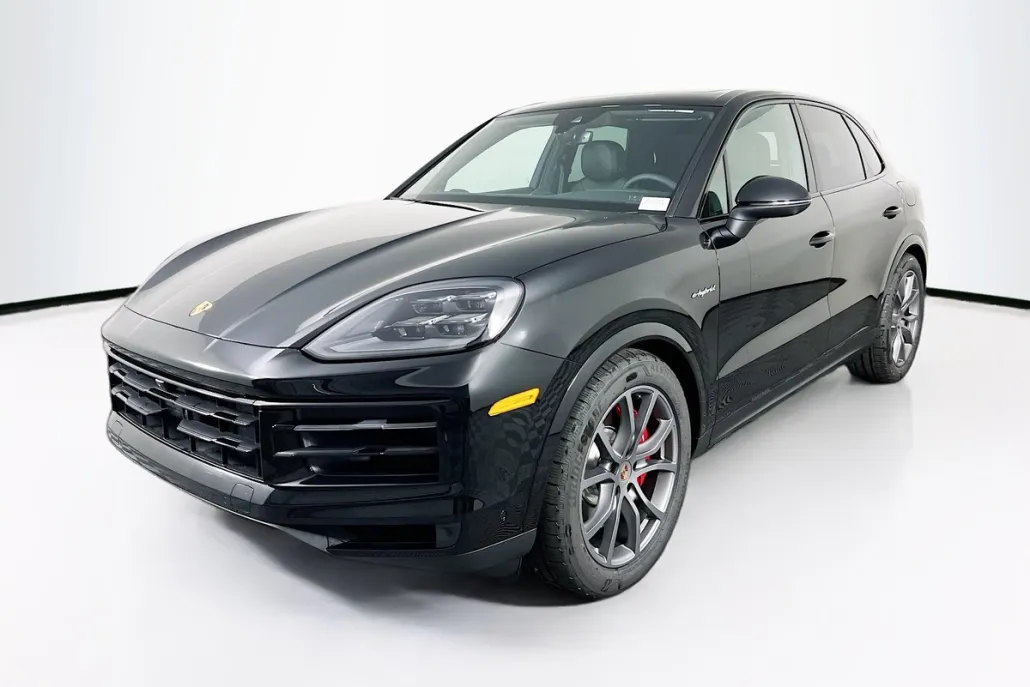 2026 Porsche Cayenne S E-Hybrid photo 1