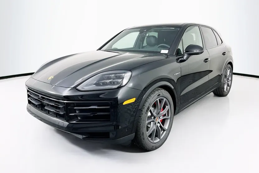 2026 Porsche Cayenne S E-Hybrid photo 1