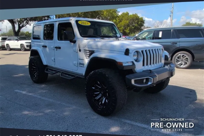 2018 Jeep Wrangler Unlimited Sahara photo 1