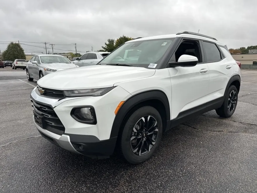 2021 Chevrolet Trailblazer LT photo 1