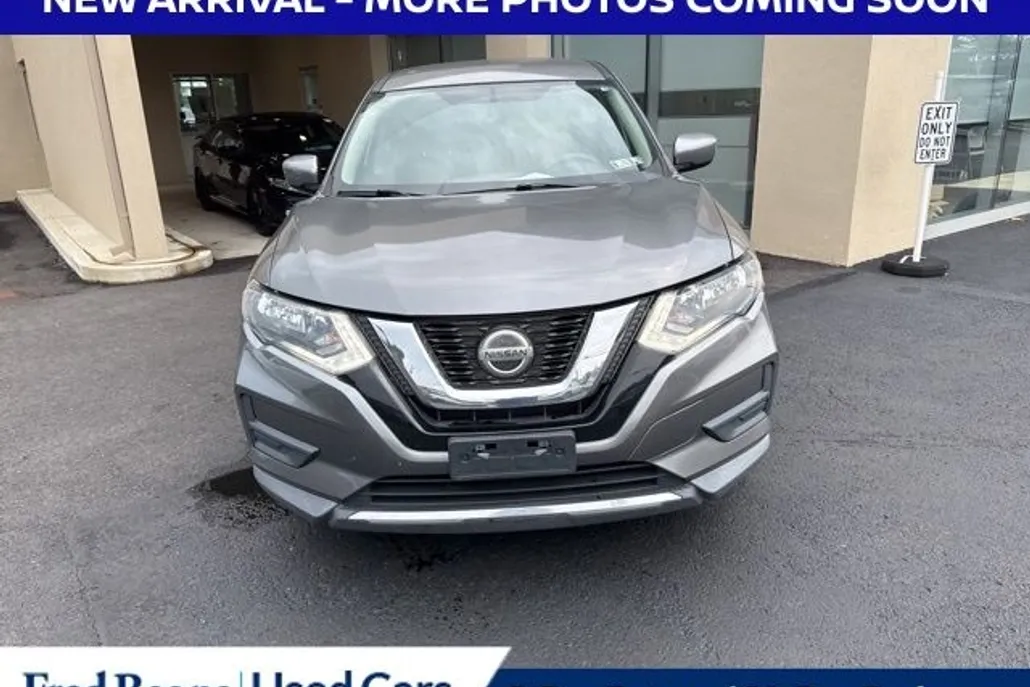 2018 Nissan Rogue S photo 1