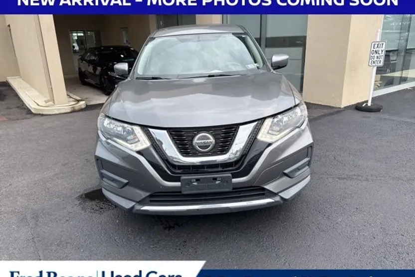 2018 Nissan Rogue S photo 1